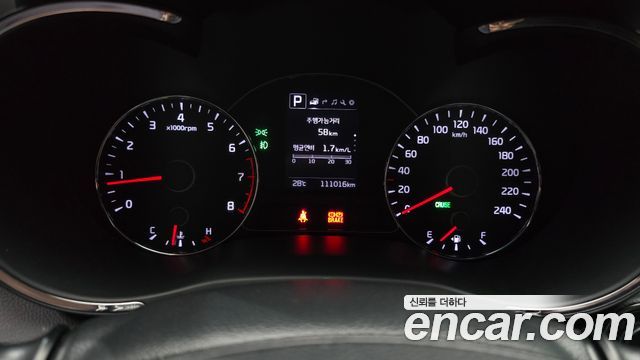 Kia K3 2016 — photo 11