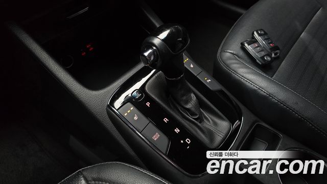 Kia K3 2016 — photo 12