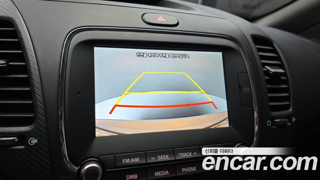 Kia K3 2016 — photo 21