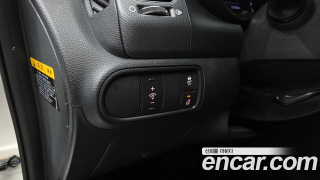 Kia K3 2016 — photo 29