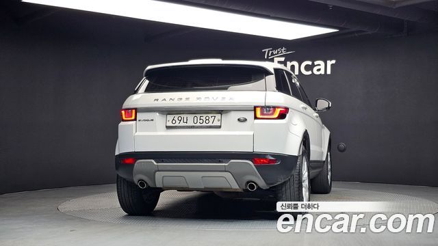 Land Rover Range Rover Evoque 2016 — photo 4