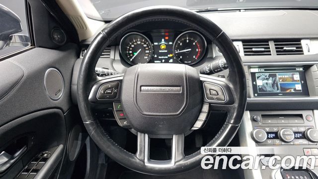 Land Rover Range Rover Evoque 2016 — photo 13