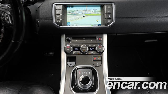 Land Rover Range Rover Evoque 2016 — photo 14