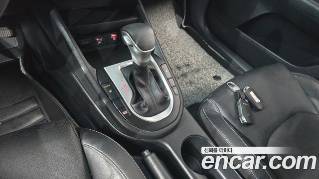 Kia K3 2022 — photo 12