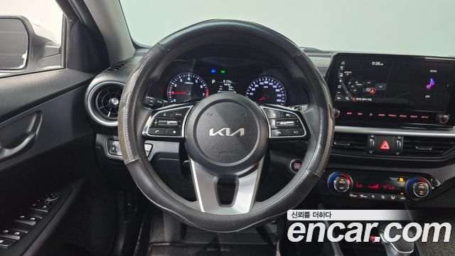 Kia K3 2022 — photo 18