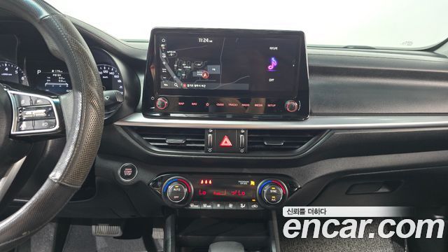 Kia K3 2022 — photo 19