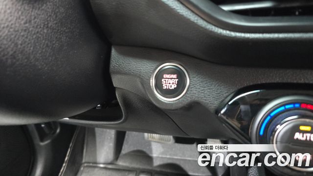 Kia K3 2022 — photo 24