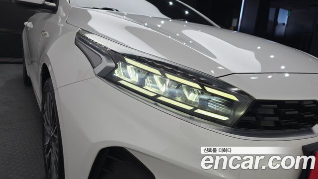 Kia K3 2022 — photo 8