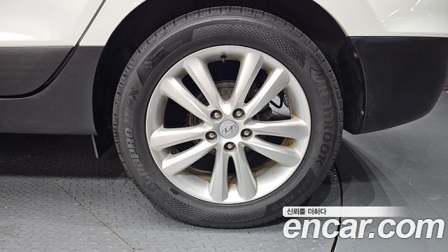 Hyundai Tucson 2012 — photo 7
