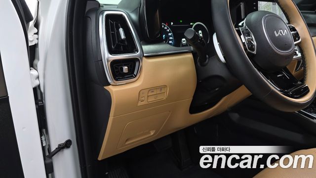 Kia Sorento 2023 — photo 13