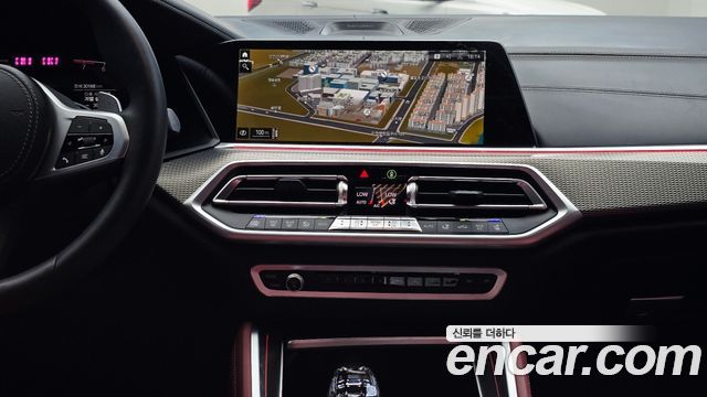 BMW X6 2021 — photo 18