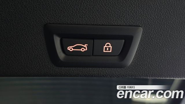 BMW X6 2021 — photo 21