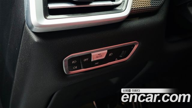 BMW X6 2021 — photo 25