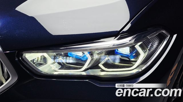 BMW X6 2021 — photo 8
