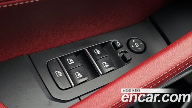 BMW X6 2021 — photo 28