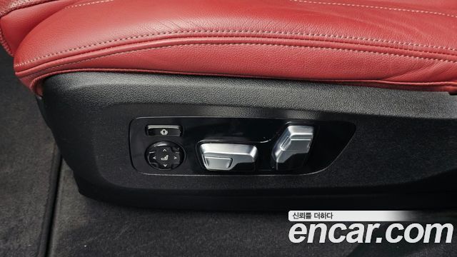 BMW X6 2021 — photo 30