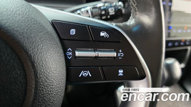 Hyundai Staria 2025 — photo 17
