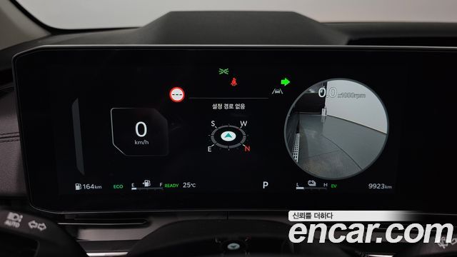Kia Canival 2025 — photo 8