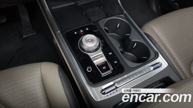 Kia Canival 2025 — photo 9