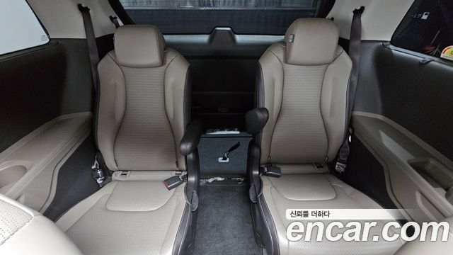 Kia Canival 2025 — photo 12