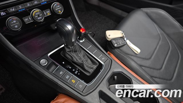 Volkswagen Jetta 2021 — photo 9