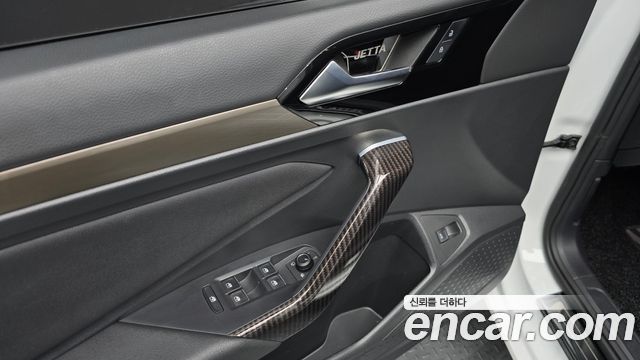 Volkswagen Jetta 2021 — photo 15