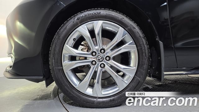 Toyota Sienna 2023 — photo 5