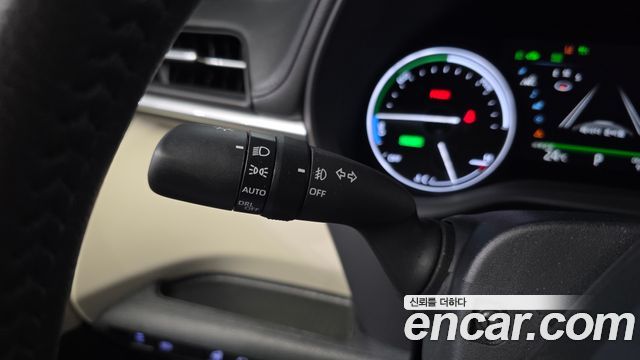 Toyota Sienna 2023 — photo 22