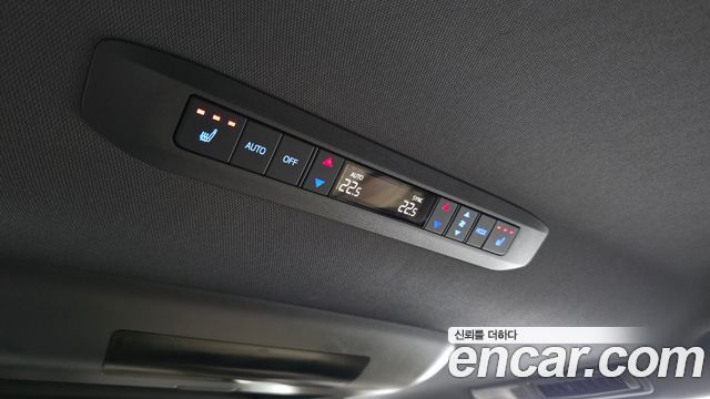 Toyota Sienna 2023 — photo 27