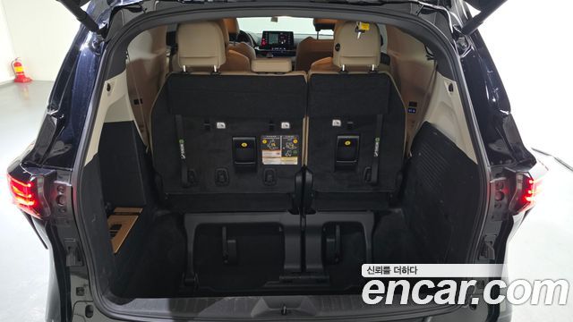 Toyota Sienna 2023 — photo 34