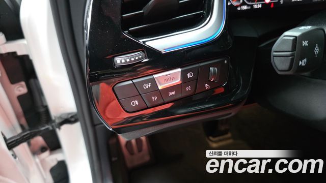 BMW Z4 2026 — photo 24