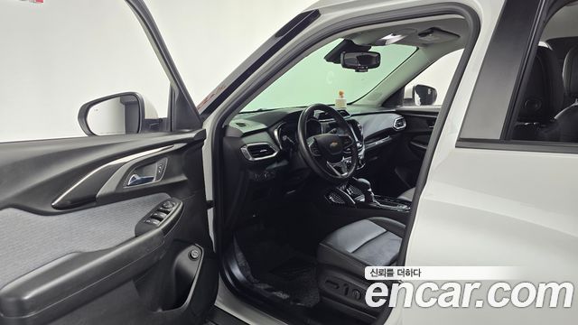 Chevrolet Korea Trailblazer 2021 — photo 10