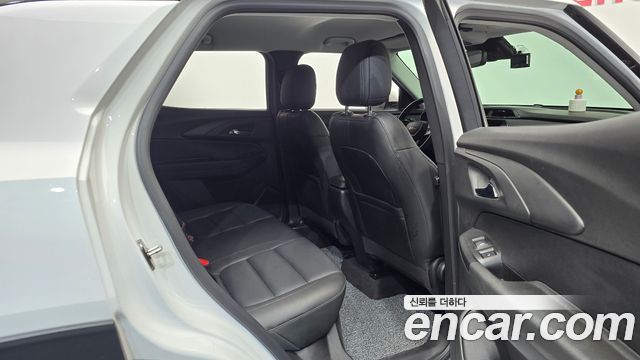 Chevrolet Korea Trailblazer 2021 — photo 11