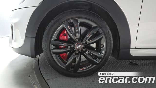 Mini Cooper Convertible 2020 — photo 5