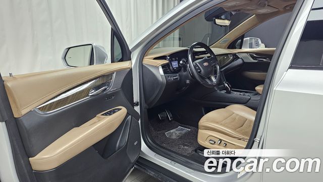 Cadillac XT6 2020 — photo 10