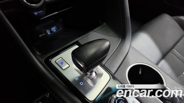 Genesis G70 2018 — photo 9