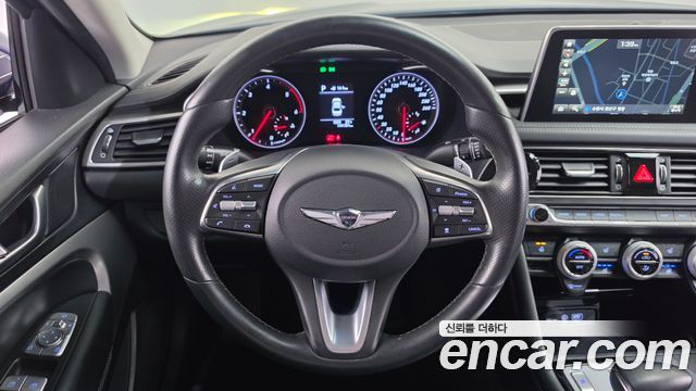 Genesis G70 2018 — photo 13