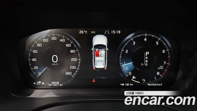 Volvo XC60 2020 — photo 11