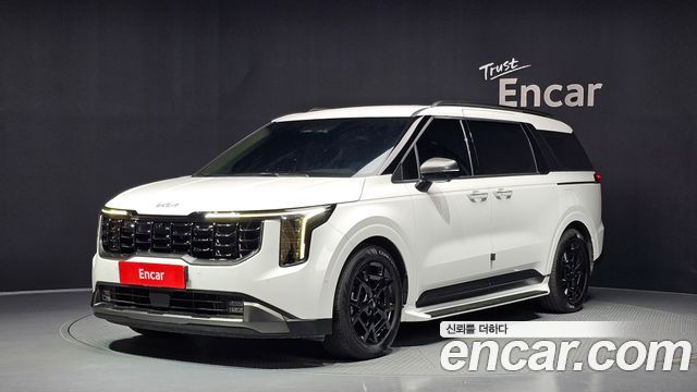 Kia Canival 2025 — photo 1