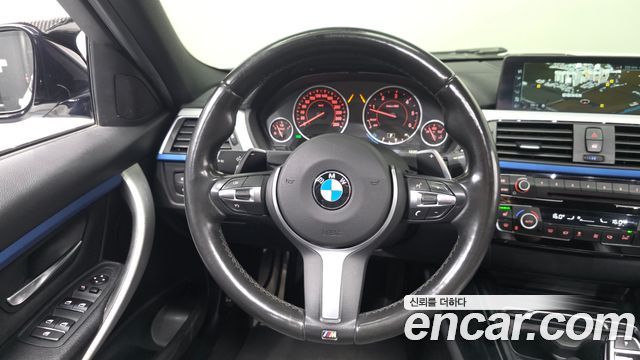BMW 3-Series 2017 — photo 20