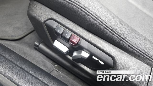 BMW 3-Series 2017 — photo 25