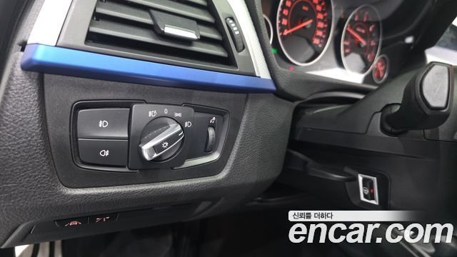 BMW 3-Series 2017 — photo 26