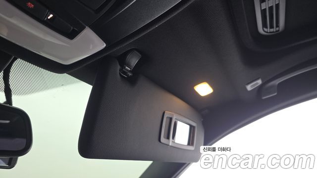 BMW 3-Series 2017 — photo 32