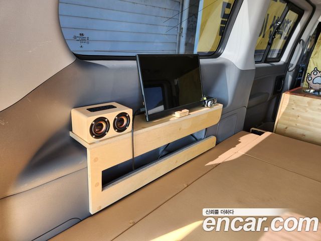 Hyundai Starex 2015 — photo 8