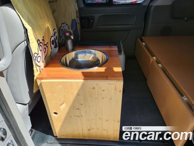 Hyundai Starex 2015 — photo 9