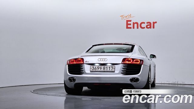 Audi R8 2009 — photo 4