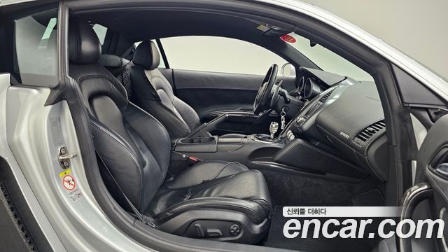 Audi R8 2009 — photo 11