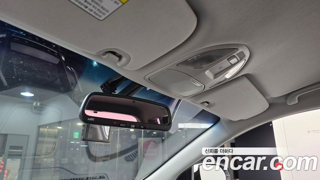 Hyundai Santafe 2017 — photo 29