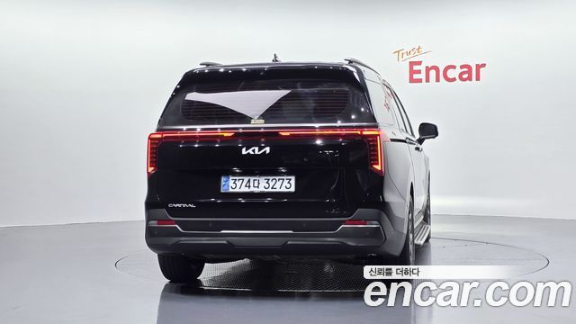 Kia Canival 2025 — photo 4