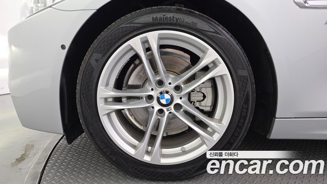 BMW 5-Series 2016 — photo 5